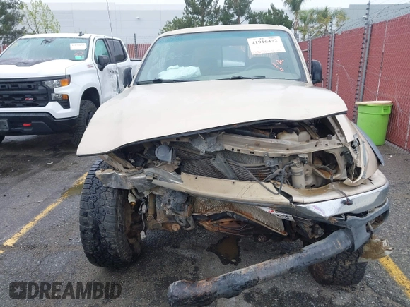 2001 Toyota Tacoma PreRunner with VIN 5TEGN92N61Z781220, listed as a IAAI auction lot 41916472 with 228,529 mi miles and . Bid and sale history available at DreamBid. Image 6.