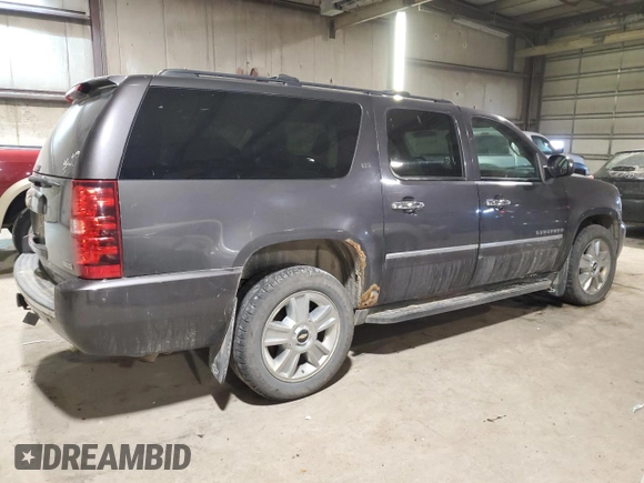 2010 Chevrolet Suburban LTZ with VIN 1GNUKKE3XAR244933, listed as a Copart auction lot 85247514 with 200,732 mi miles and Salvage Title. Bid and sale history available at carsss.com. Image 3.