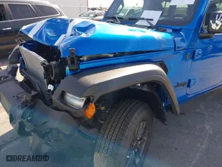 2024 Jeep Wrangler Willys with VIN 1C4PJXDN7RW306925, listed as a IAAI auction lot 41204630 with 831 mi miles. Bid and sale history available at carsss.com. Image 22.