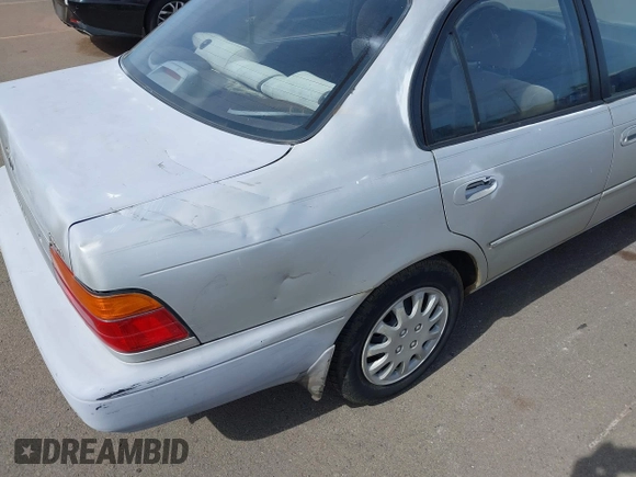 1994 Toyota Corolla Deluxe with VIN JT2AE09B5R0053731, listed as a IAAI auction lot 42606147 with 117,035 mi miles and . Bid and sale history available at DreamBid. Image 6.