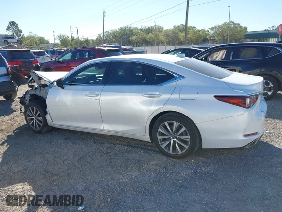 2021 Lexus ES with VIN 58ACZ1B14MU085278, listed as a IAAI auction lot 41813611 with 40,011 mi miles. Bid and sale history available at carsss.com. Image 14.