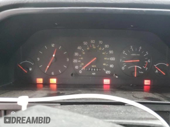 1990 Volvo 760 with VIN YV1GA8740L0089828, listed as a Copart auction lot 84668844 with 272,600 mi miles and Salvage title. Bid and sale history available at DreamBid. Image 9.