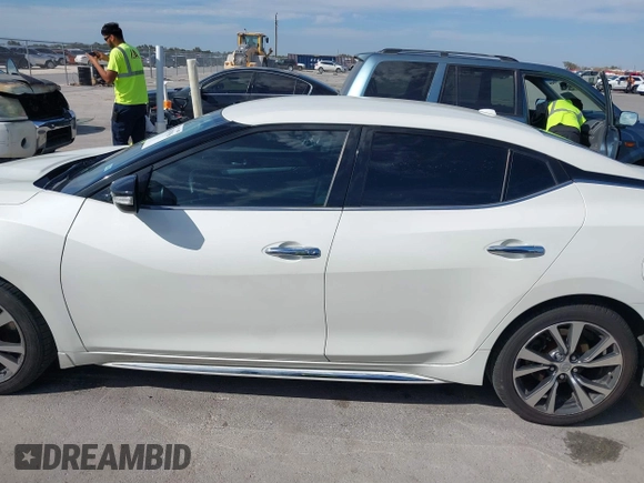 2017 Nissan Maxima SV with VIN 1N4AA6AP7HC456500, listed as a IAAI auction lot 41678956 with 159,995 mi miles and . Bid and sale history available at DreamBid. Image 14.