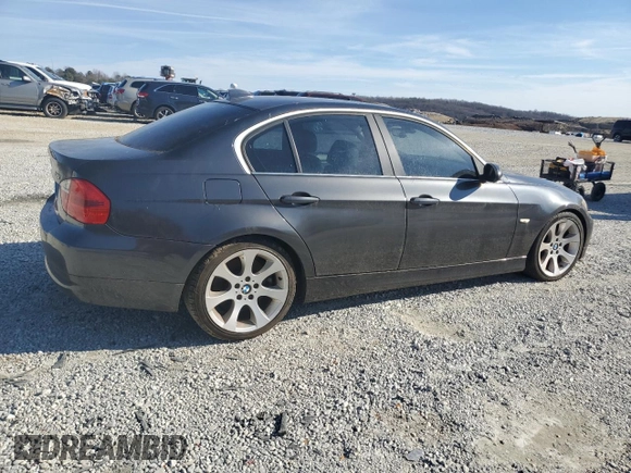 2006 BMW 3 Series 330i z VIN WBAVB33566KR76710, wystawiony jako Copart lot #87528795 z przebiegiem 128 863 mil mil oraz Czysty tytuł • Clean title. Historia ofert i sprzedaży dostępna na DreamBid. Obrazek 3.