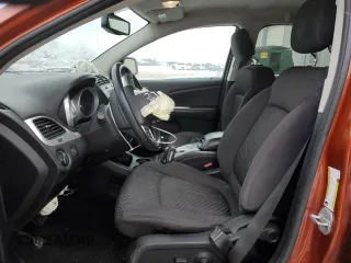 2013 Dodge Journey SE Plus with VIN 3C4PDCABXDT613045, listed as a Copart auction lot 88602235 with 255,617 mi miles and Salvage title. Bid and sale history available at DreamBid. Image 7.