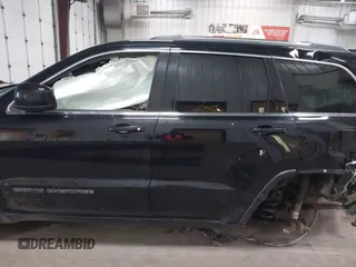 2017 Jeep Grand Cherokee Laredo with VIN 1C4RJFAG2HC625111, listed as a IAAI auction lot 42044571 with 148,533 mi miles and . Bid and sale history available at DreamBid. Image 13.