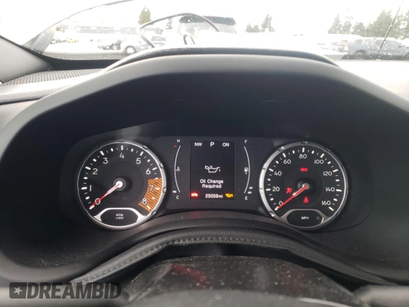 2020 Jeep Renegade Altitude with VIN ZACNJAB12LPK99579, listed as a Copart auction lot 43833865 with 25,059 mi miles and Salvage title. Bid and sale history available at DreamBid. Image 9.
