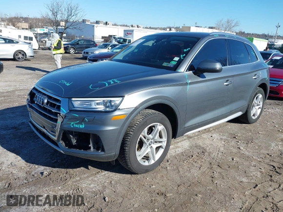 2019 Audi Q5 Premium with VIN WA1ANAFY5K2133539, listed as a IAAI auction lot 41821732 with 79,132 mi miles. Bid and sale history available at carsss.com. Image 2.