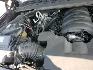 2019 GMC Yukon Denali z VIN 1GKS2CKJ6KR382452, wystawiony jako Copart lot #66718615 z przebiegiem 104 218 mil mil oraz Szkoda całkowita • Salvage title. Historia ofert i sprzedaży dostępna na DreamBid. Obrazek 15.