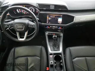 2020 Audi Q3 Premium with VIN WA1AECF34L1032807, listed as a Copart auction lot 70575942 with 52,473 mi miles. Bid and sale history available at carsss.com. Image 8.