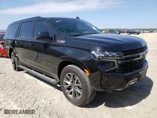 2022 Chevrolet Suburban Z71 with VIN 1GNSKDKD4NR356570, listed as a Copart auction lot 45645683 with 14,983 mi miles. Bid and sale history available at carsss.com. Image 4.