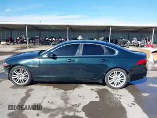 2017 Jaguar XF 35t Prestige with VIN SAJBE4BV0HCY47218, listed as a IAAI auction lot 41040063 with 100,823 mi miles. Bid and sale history available at carsss.com. Image 15.