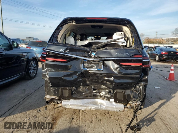 2024 BMW X7 xDrive40i with VIN 5UX23EM02R9V74498, listed as a Copart auction lot 82668234 with 9,469 mi miles and Salvage Title. Bid and sale history available at carsss.com. Image 6.