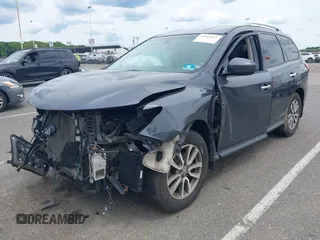 2014 Nissan Pathfinder S with VIN 5N1AR2MM6EC616953, listed as a IAAI auction lot 42352267 with 164,537 mi miles and . Bid and sale history available at DreamBid. Image 2.