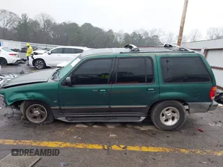 2000 Ford Explorer XLT с VIN 1FMZU63P9YUB63432, выставлен на аукционе IAAI как лот 41553738 с пробегом 332 946 миль миль и . История ставок и продаж доступна на DreamBid. Изображение 14.