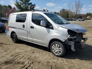 2017 Nissan NV200 S z VIN 3N6CM0KN3HK722512, wystawiony jako Copart lot #53719275 z przebiegiem 136 719 mil mil oraz Szkody całkowita. Historia ofert i sprzedaży dostępna na DreamBid. Obrazek 4.
