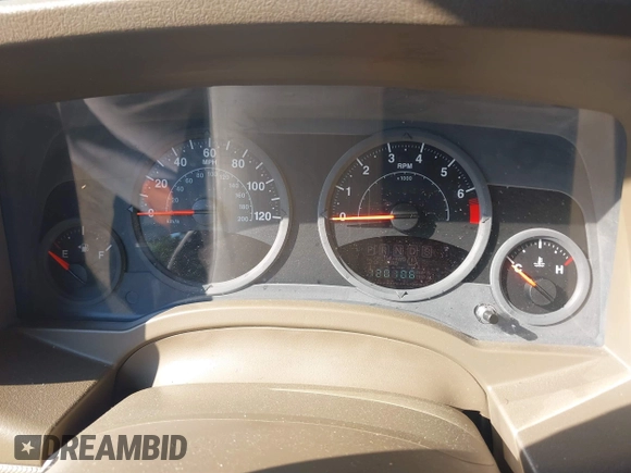 2007 Jeep Patriot Sport with VIN 1J8FT28W77D363302, listed as a IAAI auction lot 41155420 with 120,106 mi miles and . Bid and sale history available at DreamBid. Image 7.