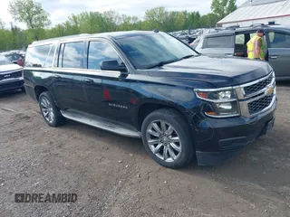 2015 Chevrolet Suburban LT z VIN 1GNSKJKC4FR144033, wystawiony jako IAAI lot #42172061 z przebiegiem 225 191 mil mil oraz . Historia ofert i sprzedaży dostępna na DreamBid. Obrazek 1.