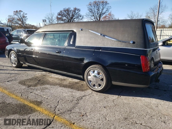 2004 Cadillac DTS Professional 1SH z VIN 1GEEH00Y34U500616, wystawiony jako Copart lot #79513664 z przebiegiem 92 769 mil mil oraz Szkody całkowita. Historia ofert i sprzedaży dostępna na DreamBid. Obrazek 2.
