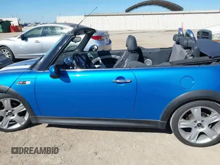 2007 MINI Convertible S with VIN WMWRH33547TL94374, listed as a IAAI auction lot 40910780 with 45,162 mi miles and . Bid and sale history available at DreamBid. Image 14.