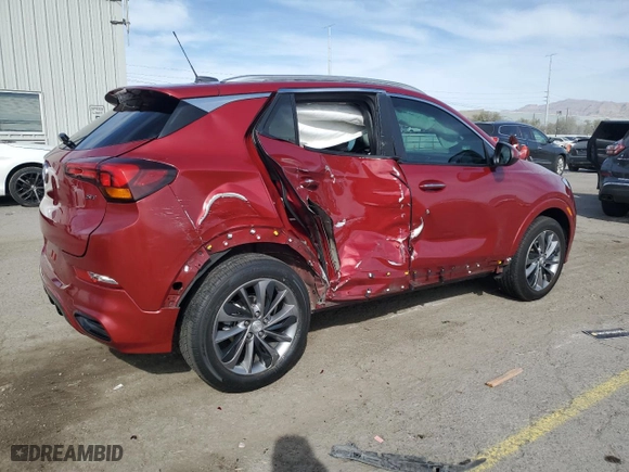 2021 Buick Encore GX Select with VIN KL4MMDSL7MB135002, listed as a Copart auction lot 49861975 with 23,004 mi miles and Salvage Title. Bid and sale history available at carsss.com. Image 3.