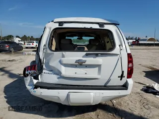 2008 Chevrolet Suburban LT with VIN 1GNFC16058J218236, listed as a Copart auction lot 75555554 with 103,718 mi miles and Salvage Title. Bid and sale history available at carsss.com. Image 6.
