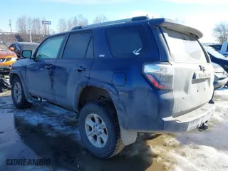 2019 Toyota 4Runner SR5 with VIN JTEBU5JR3K5667654, listed as a IAAI auction lot 41902198 with 53,182 mi miles. Bid and sale history available at carsss.com. Image 3.