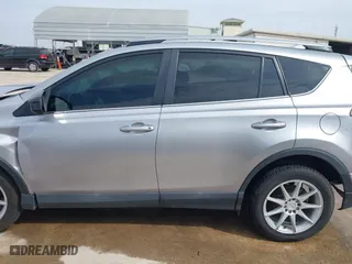 2018 Toyota RAV4 LE with VIN 2T3ZFREV2JW464807, listed as a IAAI auction lot 40966277 with 113,053 mi miles. Bid and sale history available at carsss.com. Image 15.