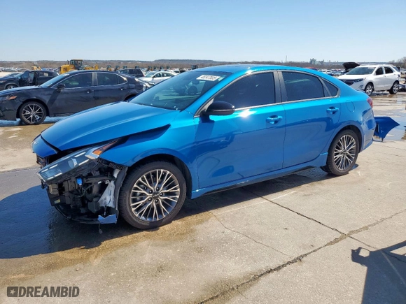 2022 Kia Forte GT-Line with VIN 3KPF54AD4NE508491, listed as a Copart auction lot 48347805 with 30,050 mi miles and Salvage Title. Bid and sale history available at carsss.com. Image 1.