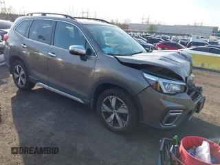 2019 Subaru Forester Touring with VIN JF2SKAWC8KH546495, listed as a IAAI auction lot 41934315 with 35,805 mi miles. Bid and sale history available at carsss.com. Image 1.