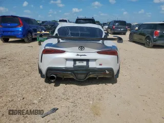 2021 Toyota Supra 3.0 with VIN WZ1DB0C05MW034477, listed as a Copart auction lot 61302525 with 80,962 mi miles and Salvage title. Bid and sale history available at DreamBid. Image 6.