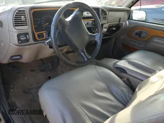1997 GMC Sierra 1500 z VIN 2GTEK19R3V1548058, wystawiony jako Copart lot #45577845 z przebiegiem 229 738 mil mil oraz Szkoda całkowita • Salvage title. Historia ofert i sprzedaży dostępna na DreamBid. Obrazek 8.