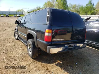 2000 Chevrolet Suburban LT with VIN 3GNEC16TXYG166447, listed as a Copart auction lot 43292602 with 258,929 mi miles and Salvage Title. Bid and sale history available at carsss.com. Image 3.