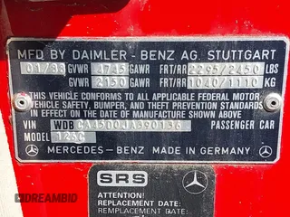 1988 Mercedes-Benz 560 with VIN WDBCA45D0JA390136, listed as a IAAI auction lot 42072781 with 126,325 mi miles and . Bid and sale history available at DreamBid. Image 9.