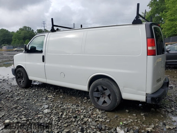 2013 Chevrolet Express Cargo z VIN 1GCSGAFX5D1164407, wystawiony jako Copart lot #56353205 z przebiegiem 166 202 mil mil oraz Szkoda całkowita • Salvage title. Historia ofert i sprzedaży dostępna na DreamBid. Obrazek 2.