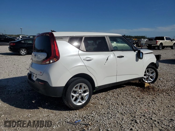 2020 Kia Soul S with VIN KNDJ23AU0L7016034, listed as a Copart auction lot 47012395 with 114,296 mi miles and Salvage Title. Bid and sale history available at carsss.com. Image 3.
