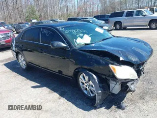 2008 Toyota Avalon XL with VIN 4T1BK36B98U307776, listed as a IAAI auction lot 39482831 with 168,618 mi miles. Bid and sale history available at carsss.com. Image 1.