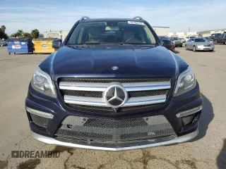 2013 Mercedes-Benz GL-Class GL 550 with VIN 4JGDF7DE5DA165391, listed as a Copart auction lot 42755515 with 153,241 mi miles and Salvage Title. Bid and sale history available at carsss.com. Image 5.