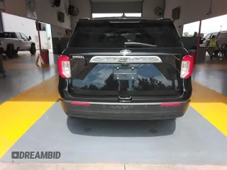 2022 Ford Explorer z VIN 1FMSK7BH3NGB04281, wystawiony jako IAAI lot #42511061 z przebiegiem 72 613 mil mil oraz . Historia ofert i sprzedaży dostępna na DreamBid. Obrazek 2.