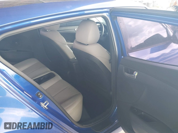2012 Hyundai Veloster w/Gray Int z VIN KMHTC6AD0CU034683, wystawiony jako IAAI lot #42395112 z przebiegiem 134 388 mil mil oraz . Historia ofert i sprzedaży dostępna na DreamBid. Obrazek 8.