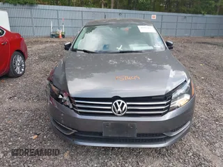 2015 Volkswagen Passat Limited Edition Edition с VIN 1VWAT7A39FC094736, выставлен на аукционе IAAI как лот 40483449 с пробегом 97 449 миль миль и . История ставок и продаж доступна на DreamBid. Изображение 12.