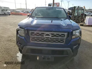 2022 Nissan Frontier SV z VIN 1N6ED1CL9NN638356, wystawiony jako Copart lot #87682555 z przebiegiem 38 852 mil mil oraz Szkoda całkowita • Salvage title. Historia ofert i sprzedaży dostępna na DreamBid. Obrazek 5.