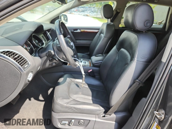 2014 Audi Q7 Premium Plus with VIN WA1LMAFE2ED016382, listed as a Copart auction lot 62724155 with 122,690 mi miles and Clean title. Bid and sale history available at DreamBid. Image 7.