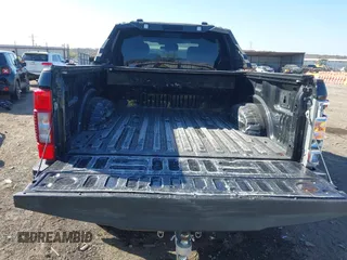 2021 Ford Super Duty F-250 SRW XL with VIN 1FT7W2BT4MEC88324, listed as a IAAI auction lot 40584769 with 163,379 mi miles. Bid and sale history available at carsss.com. Image 16.