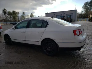 2008 Volkswagen Passat VR6 z VIN WVWDU73C18E042907, wystawiony jako Copart lot #88163055 z przebiegiem 166 202 mil mil oraz Tytuł czysty. Historia ofert i sprzedaży dostępna na DreamBid. Obrazek 2.