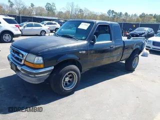 2000 Ford Ranger XL with VIN 1FTYR14C3YPC07908, listed as a IAAI auction lot 41732832 with 304,653 mi miles. Bid and sale history available at carsss.com. Image 2.