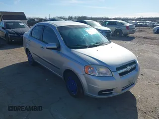 2011 Chevrolet Aveo 1LT z VIN KL1TD5DE9BB246841, wystawiony jako IAAI lot #41813923 z przebiegiem 124 216 mil mil oraz . Historia ofert i sprzedaży dostępna na DreamBid. Obrazek 1.