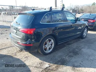 2014 Audi Q5 Premium Plus z VIN WA1DGAFP7EA079220, wystawiony jako IAAI lot #41880377 z przebiegiem 216 759 mil mil oraz . Historia ofert i sprzedaży dostępna na DreamBid. Obrazek 4.