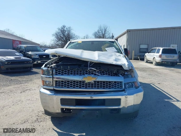 2019 Chevrolet Silverado 2500HD Work Truck with VIN 2GC2CREG0K1232048, listed as a IAAI auction lot 41737215 with 139,482 mi miles. Bid and sale history available at carsss.com. Image 13.