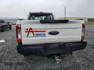 2017 Ford F-350 XL с VIN 1FT7W3AT8HEE58455, выставлен на аукционе Copart как лот 54678205 с пробегом 196 545 миль миль и Списание • Salvage title. История ставок и продаж доступна на DreamBid. Изображение 6.